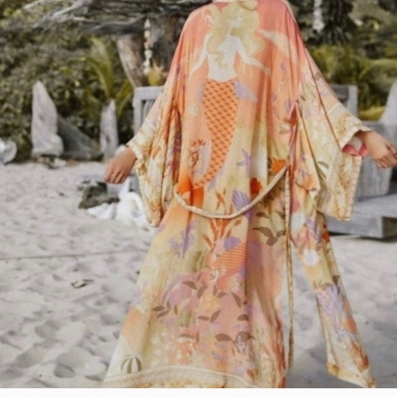 Spell And The Gypsy Madison Mermaid Maxi Robe Kimono Seashell Mermaid Motif S/M - Picture 2 of 15